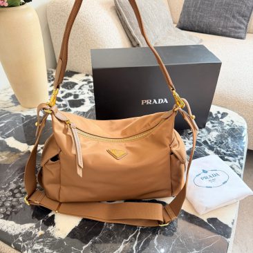 Túi xách đeo chéo PRADA màu nâu sang trọng size 30 cm ngăn lớn rộng rãi phong cách năng động