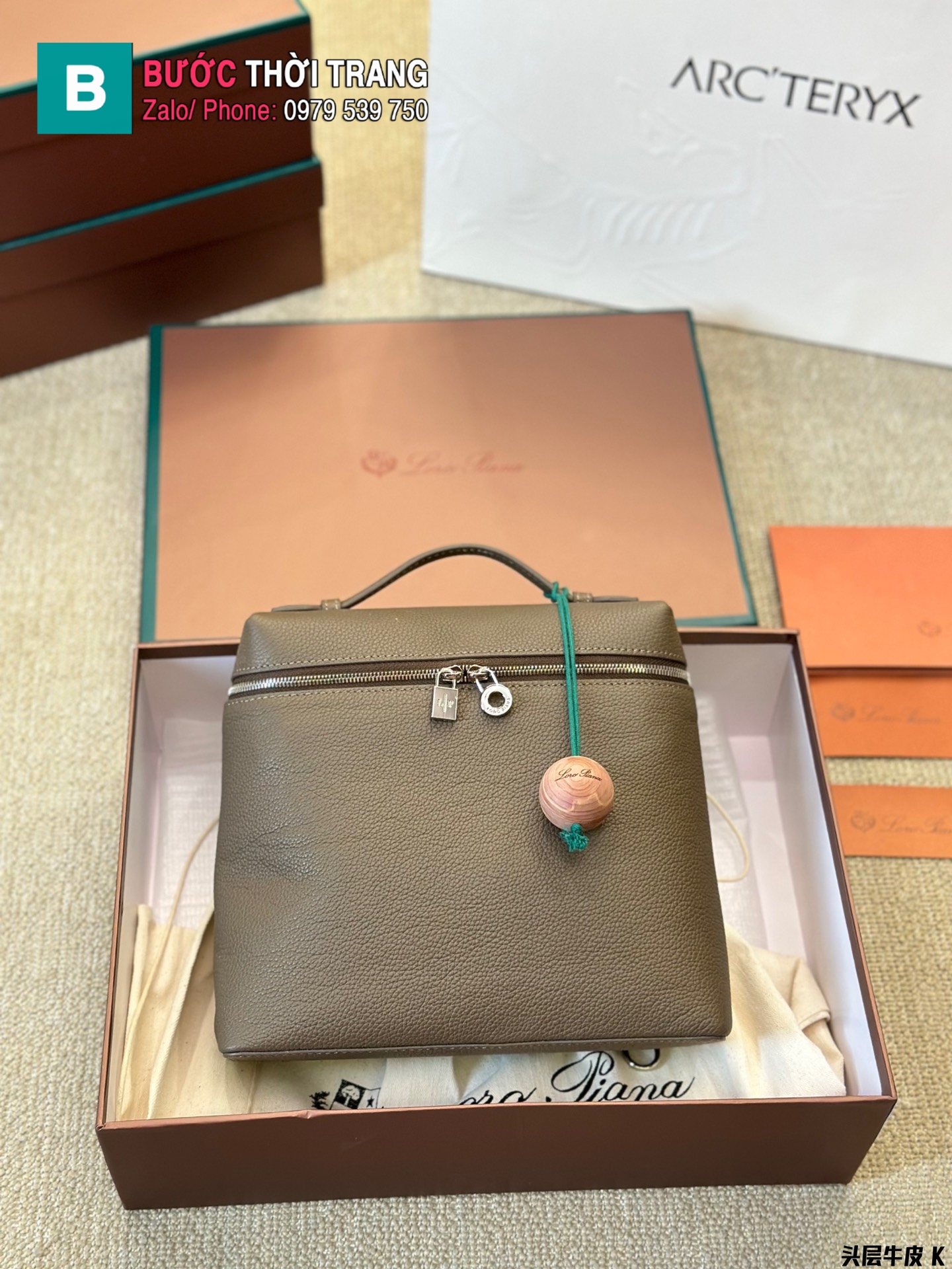 Túi xách nữ Loro Piana đeo chéo size 23cm có nhiều màu sắc