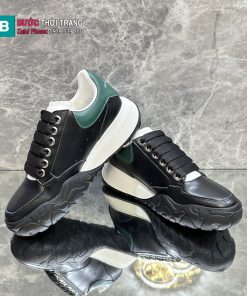 Giày thể thao Alexander McQueen màu đen gót xanh thiết kế mới đế cao 4.5cm