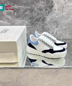 Giày thể thao Alexander McQueen màu trắng viền xanh thiết kế mới đế cao 4.5cm
