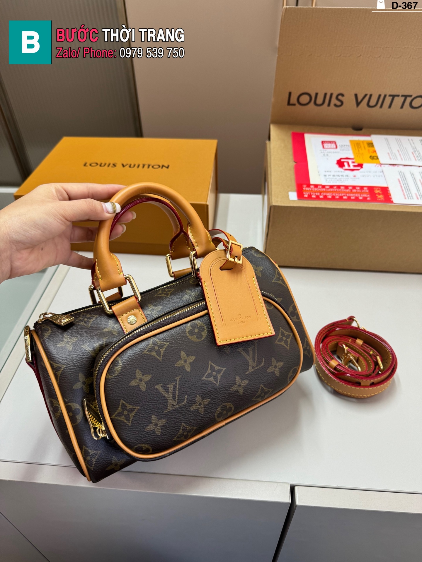 Túi đeo chéo LV màu nâu monogram size 25x15cm 2 ngăn