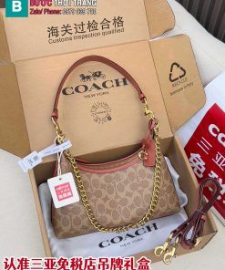 Túi kẹp nách Coach cỡ vừa màu nâu mang đến vẻ đẹp trẻ trung