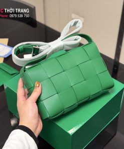 Túi xách Bottegada da đan size 22x14 cm màu xanh cá tính