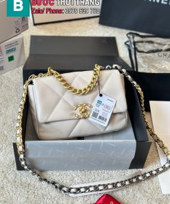  Túi xách CN19 màu trắng ngà da mềm size 26cm phong cách sang trọng