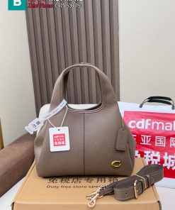 Túi xách COACH Lana cầm tay size 22x31x3 cm màu ghi nâu da mềm