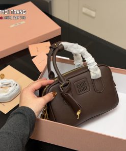 Túi xách đeo chéo MIU MIU màu nâu socola da bò size 20x14 cm da mềm đanh
