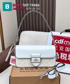 Túi xách nữ COACH tabby dáng ngang màu trắng size 26.5x14x6,5cm.