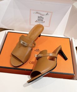 Dép cao gót HM màu nâu da bê mềm mại tôn dáng sang trọng