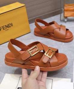 Dép sandal FENDI da bò cao cấp màu nâu