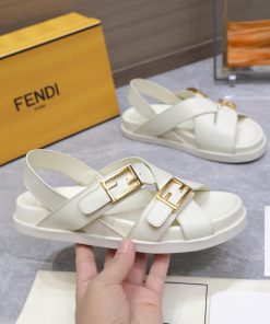 Dép sandal FENDI da bò cao cấp màu trắng ngà