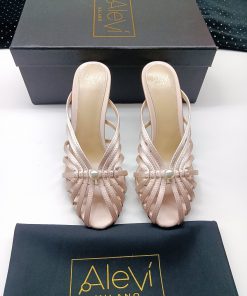Giày cao gót Alevi Milano màu nude đính ngọc trai sang trọng