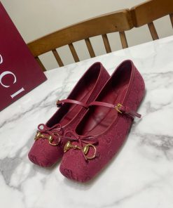 Giày búp bê nữ GUCCI màu đỏ đô canvas mũi vuông