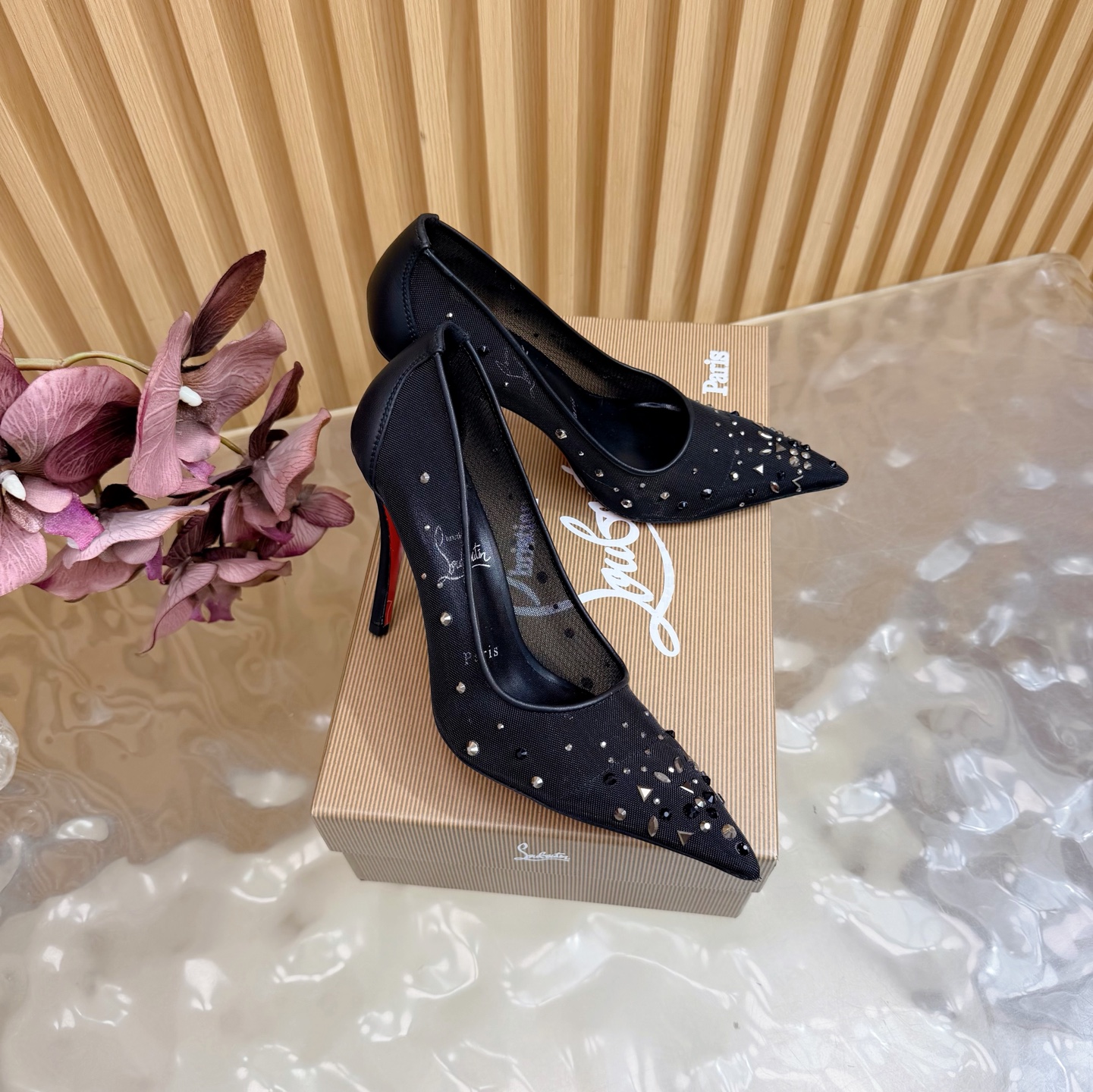 Giày cao gót nữ Christian Louboutin màu đen đế cao 10.5cm
