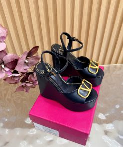 Giày cao gót nữ Valentino màu đen đế xuồng cao 13cm