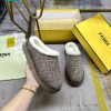 Giày lười FENDI lót lông cực ấm màu nâu ghi logo nổi bật