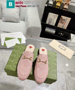 Giày lười GUCCI cao cấp màu hồng trái tim, vải canvas logo nổi bật