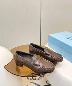 Giày lười nữ PRADA da bò mềm mịn cao cấp màu nâu