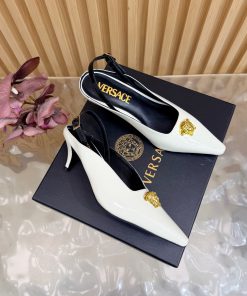 Giày nữ Versace Gianni Ribbon màu trắng ngà da bóng sang trọng đế cao 5cm