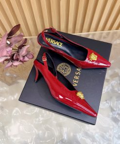 Giày nữ Versace Gianni Ribbon màu đỏ đô da bóng sang trọng đế cao 5cm