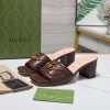 Dép cao gót GUCCI màu nâu socola vân chữ V đế vuông 6cm thanh lịch