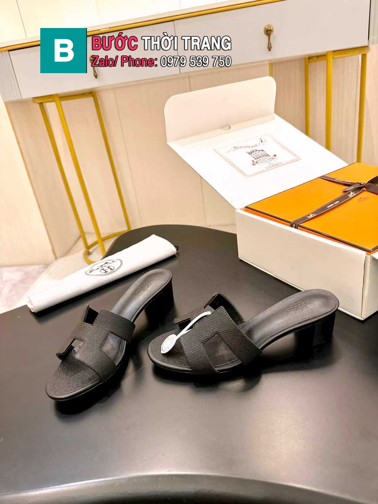 Dép cao gót HM đế vuông màu đen phong cách thanh lịch sang trọng