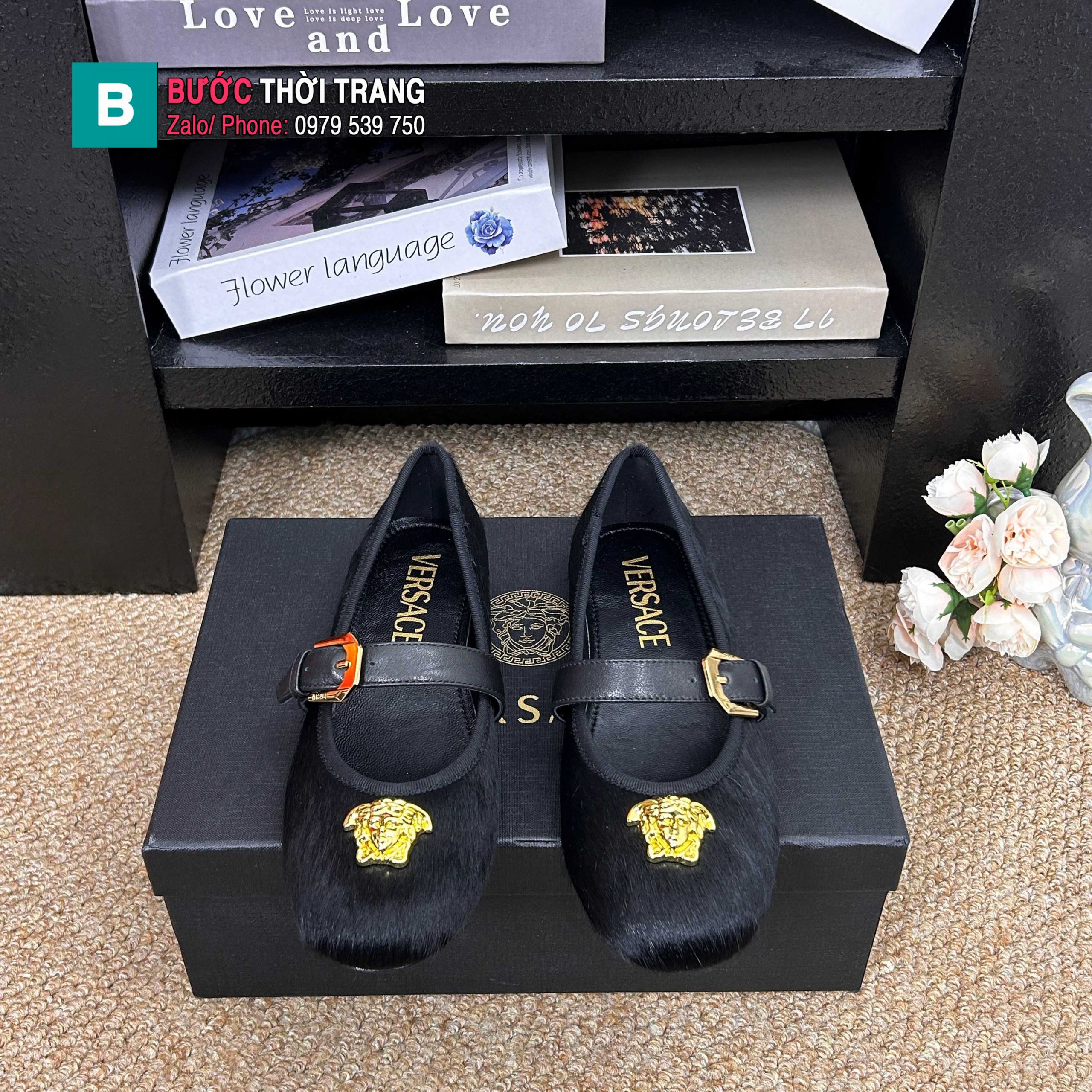 Giày búp bê nữ VERSACE màu đen đế bệt nữ tính