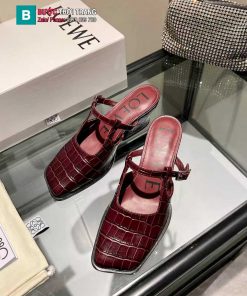 Giày cao gót LOEWE màu đỏ đô mũi vuông cao cấp