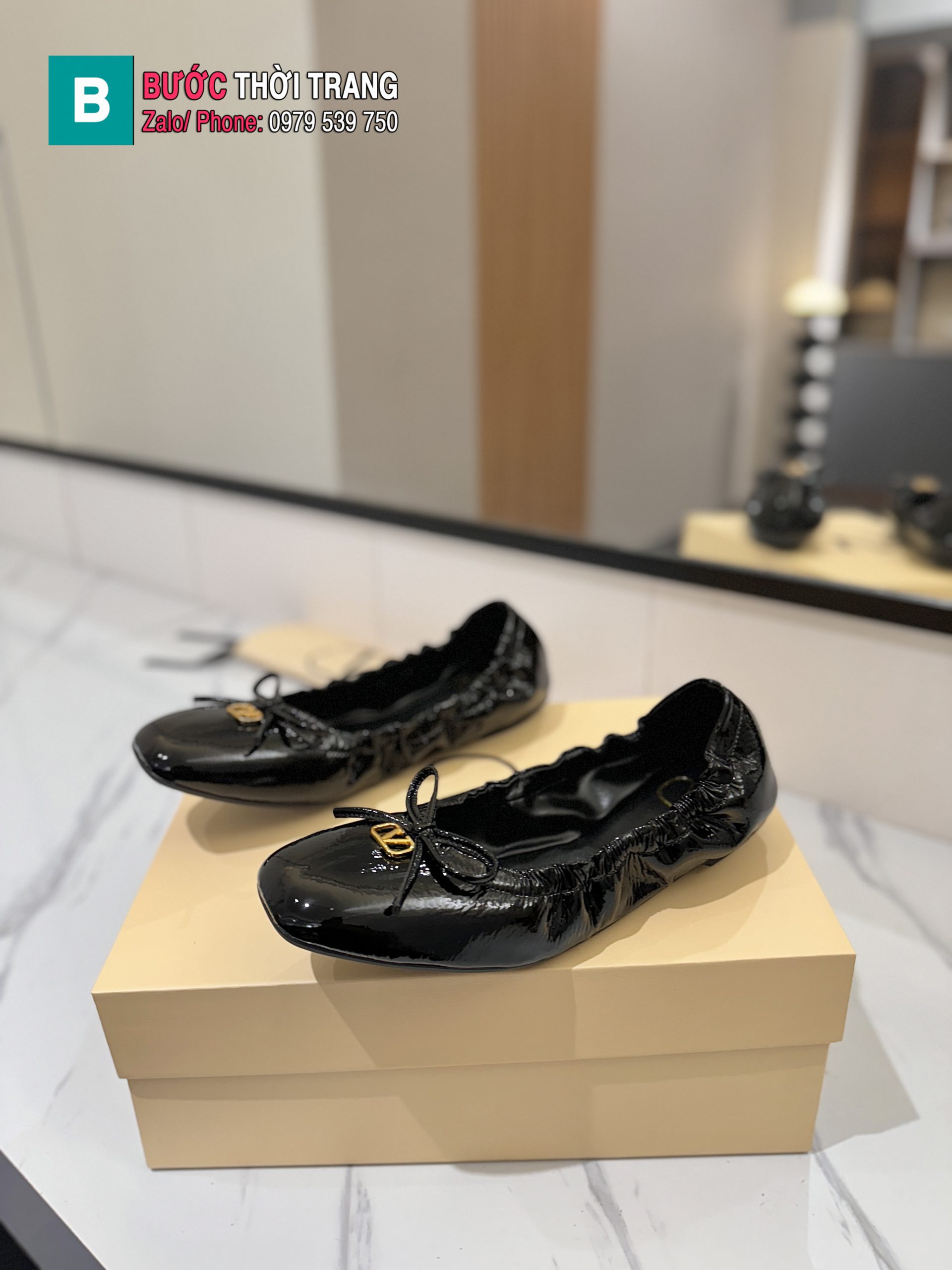 Giày búp bê nữ VALENTINO da mềm dẻo màu đen êm chân