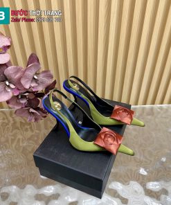 Giày cao gót YSL sandal mũi nhọn màu xanh úa đính hoa hồng nổi bật
