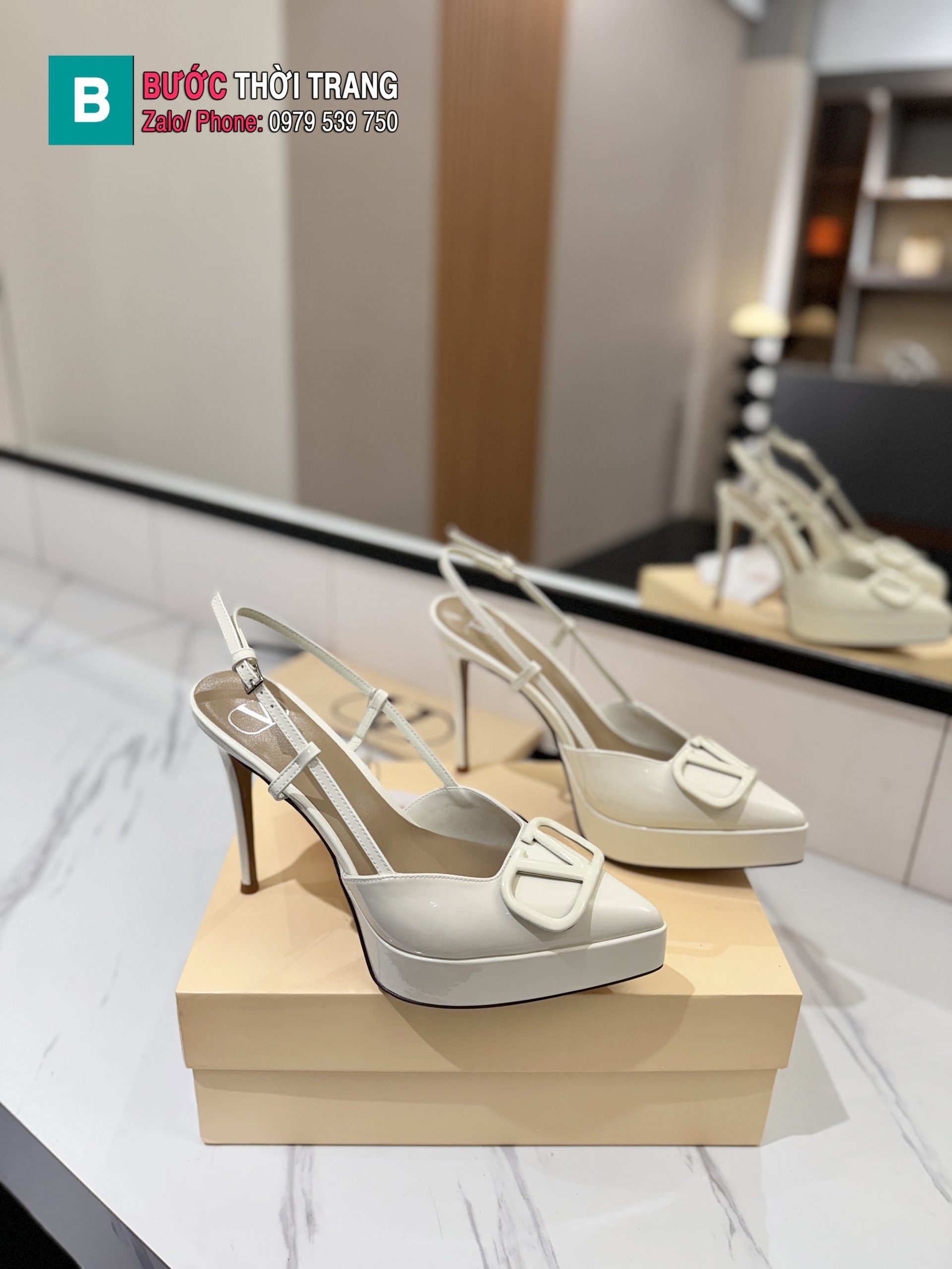Giày cao gót nữ VALENTINO màu trắng ngà đế nhọn cao 12cm tôn dáng