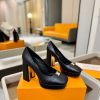 Giày cao gót nữ platform LV màu đen da lì đế vuông cao 11 cm