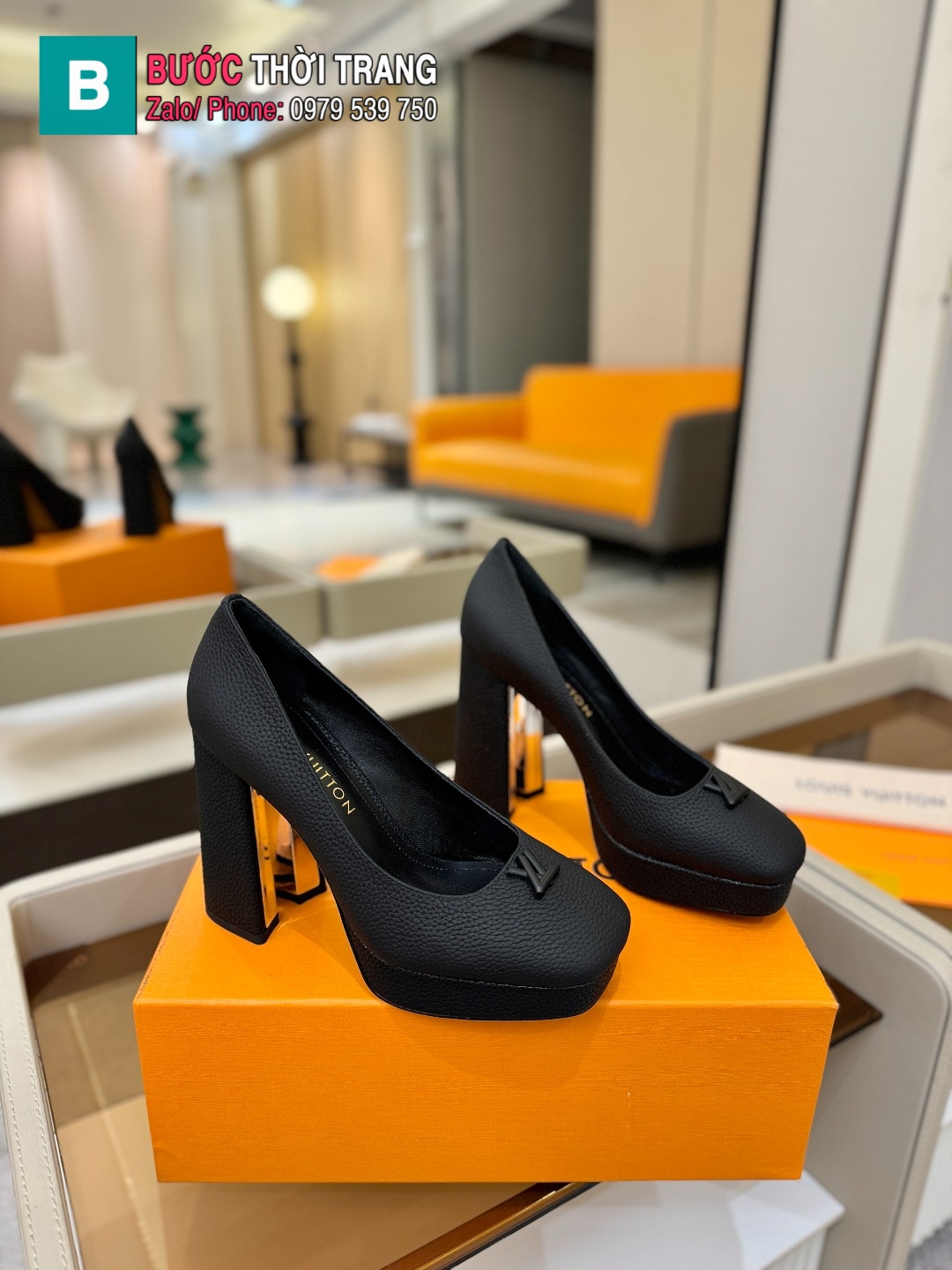Giày cao gót nữ platform LV màu đen da sần đế vuông cao 11 cm