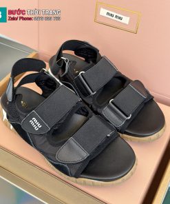 Sandal thể thao MIU MIU màu đen đế cao su đàn hồi vượt trội
